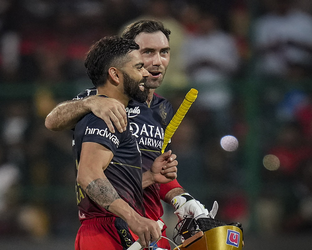 Kohli Du Plessis Slam Twin Fifties To Power Rcb To Wicket Win Over Mis