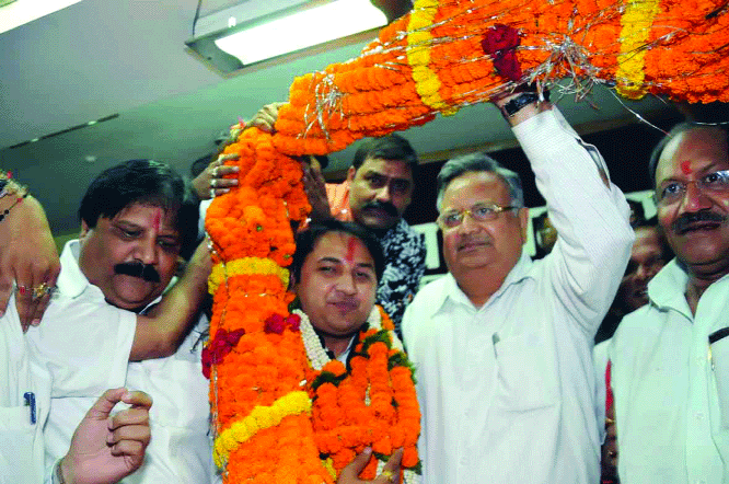 Bastar Maharaja joins Chhattisgarh BJP