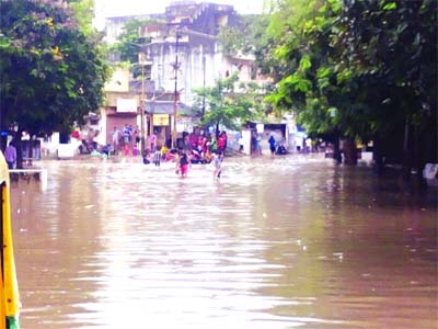 Flood plays havoc in Gujarat