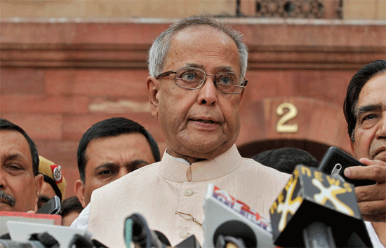 Prez condoles death of historian Bipan Chandra