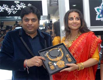 Vidya Balan Inaugurates  46th Showroom of PC Jeweller in kolkata