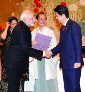 Varanasi's revamp pact inked in Kyoto