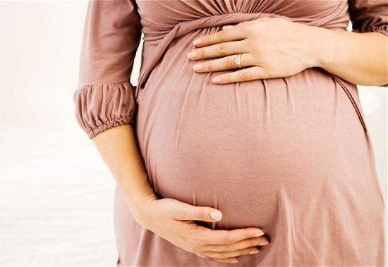 Mothers with unhealthy pregnancy weight risk obesity