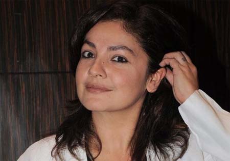 Pooja Bhatt set to direct 'Jism 3'