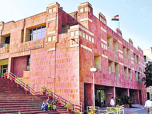 JNU gets 3,000 fewer applications than last year