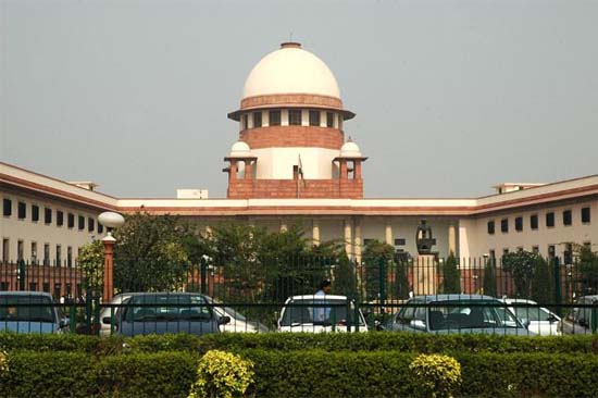 SC recalls order exempting private medical colleges from NEET