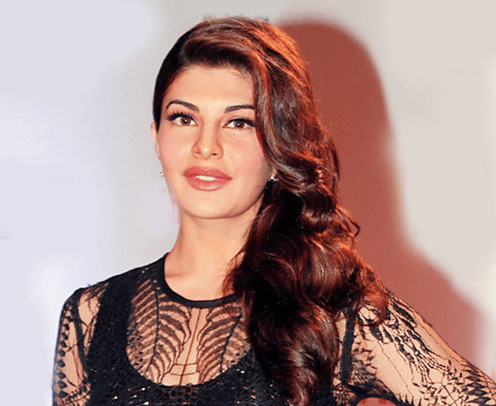 Jacqueline turns emcee at 'Dishoom' trailer launch