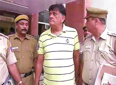 Sex racket busted,  62-yr-old man held