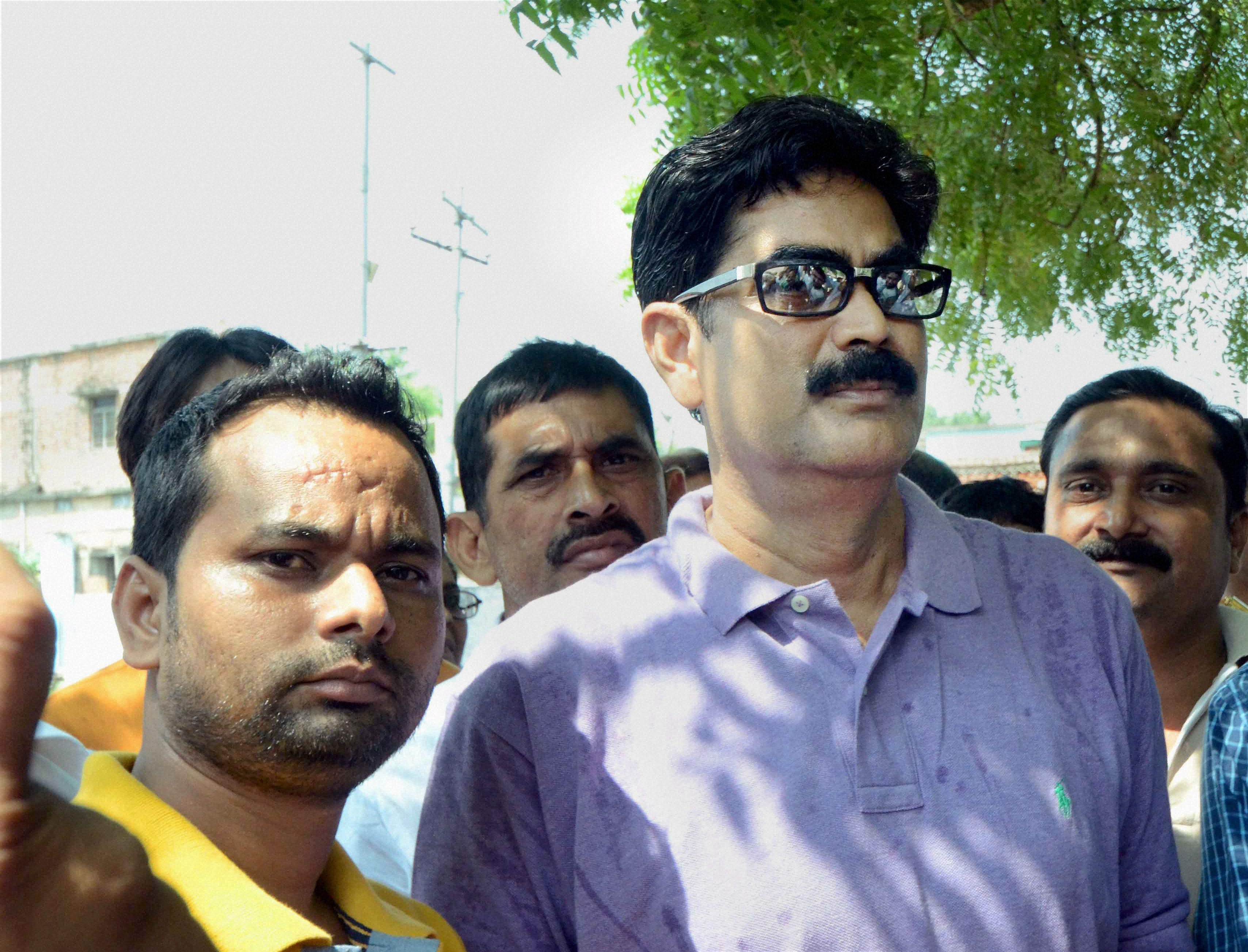 Miffed SC gives 48 hrs to Shahabuddin for reply on plea against his bail