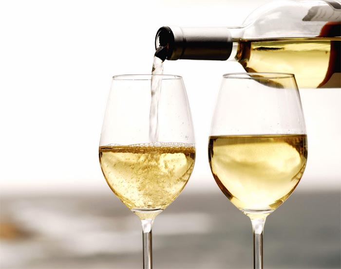 Drinking white wine may increase risk of skin cancer