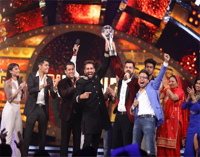 Commoner Manveer Gurjar wins 'Bigg Boss 10'