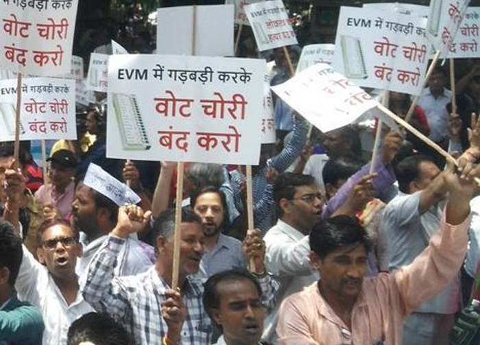 AAP takes EVM protest to Election Commission