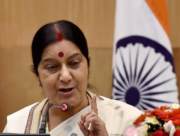 Swaraj meets lankan counterpart, discusses bilateral ties