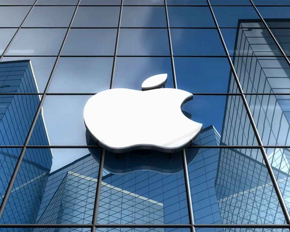 Apple elevates AI chief to senior executive team