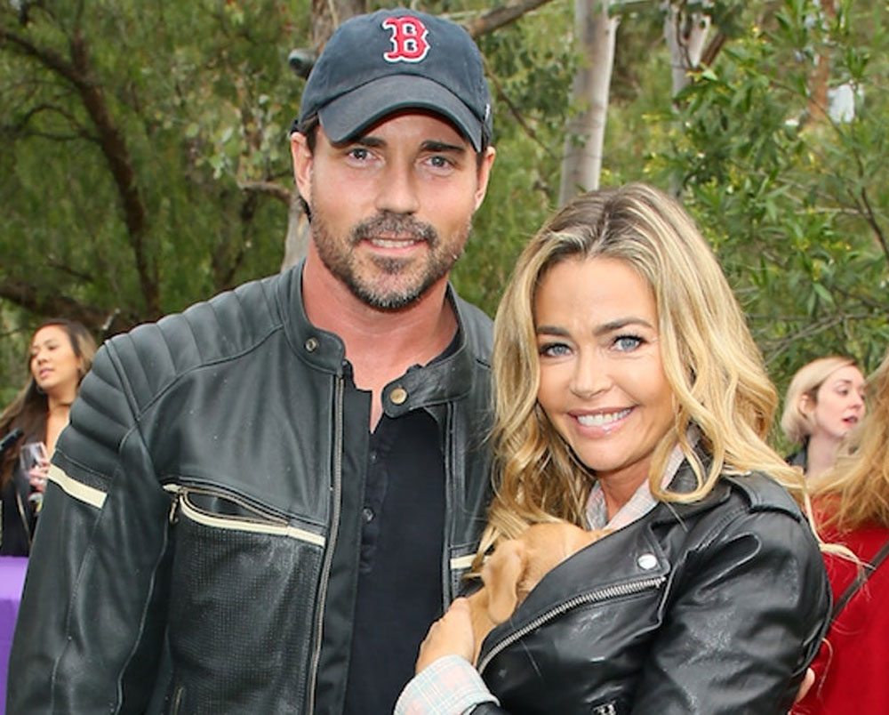 Denise Richards marries Aaron Phypers