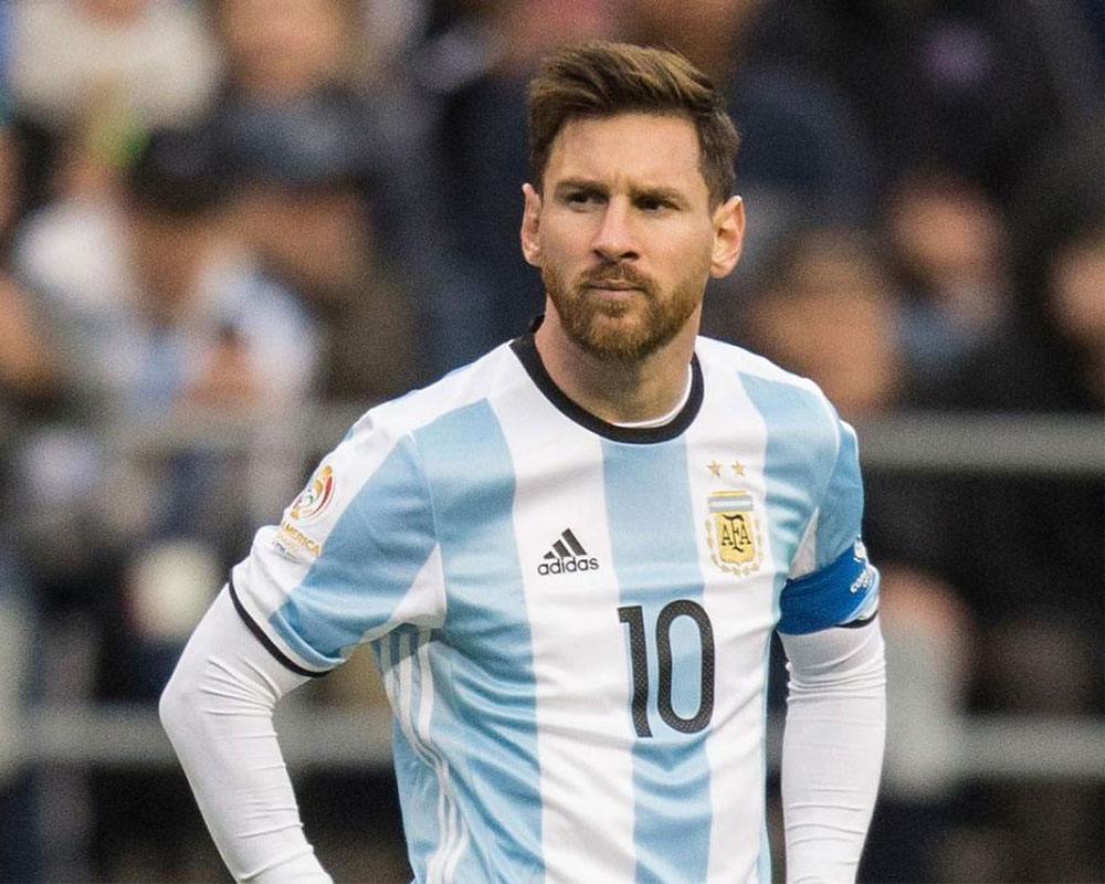 Give Messi Time To Decide On Argentina Future: Saviola