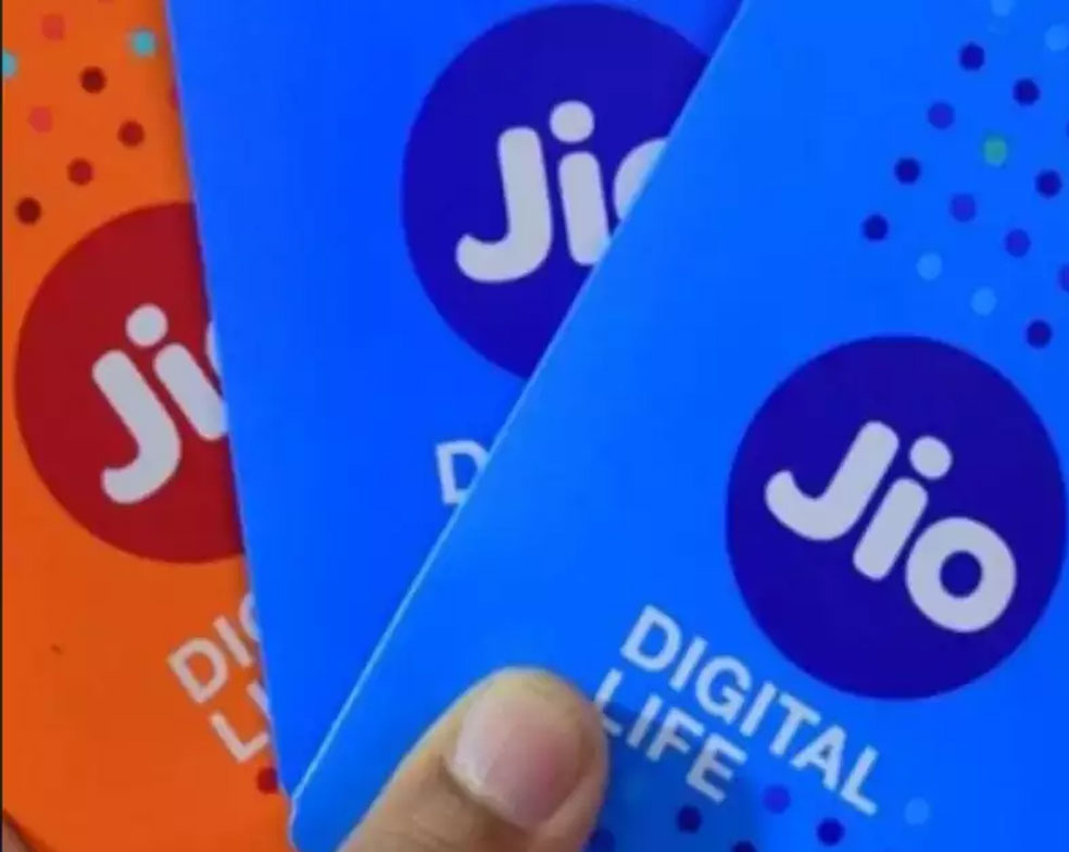 Jio tops chart in terms of AGR in Sept qtr: Trai data