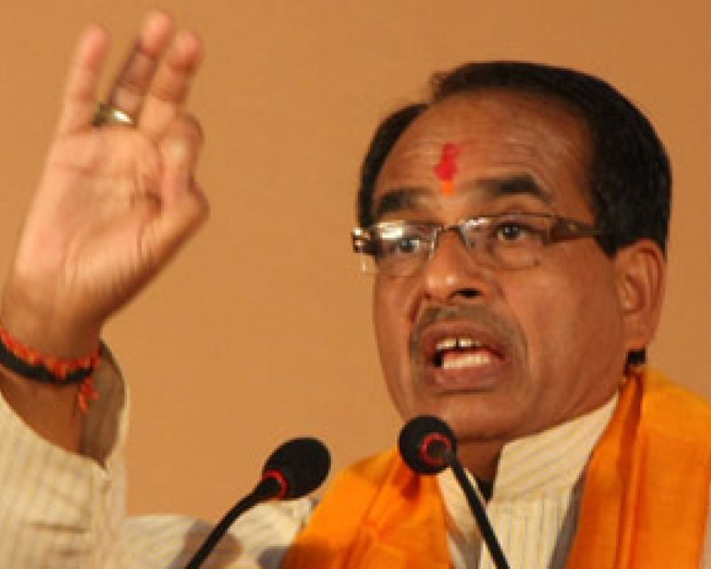 MP CM Chouhan calls himself 'biggest pollster', predicts BJP win