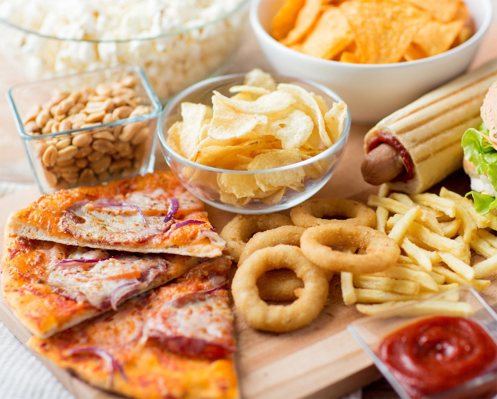 Quitting junk food cause withdrawals as drug addiction: Study