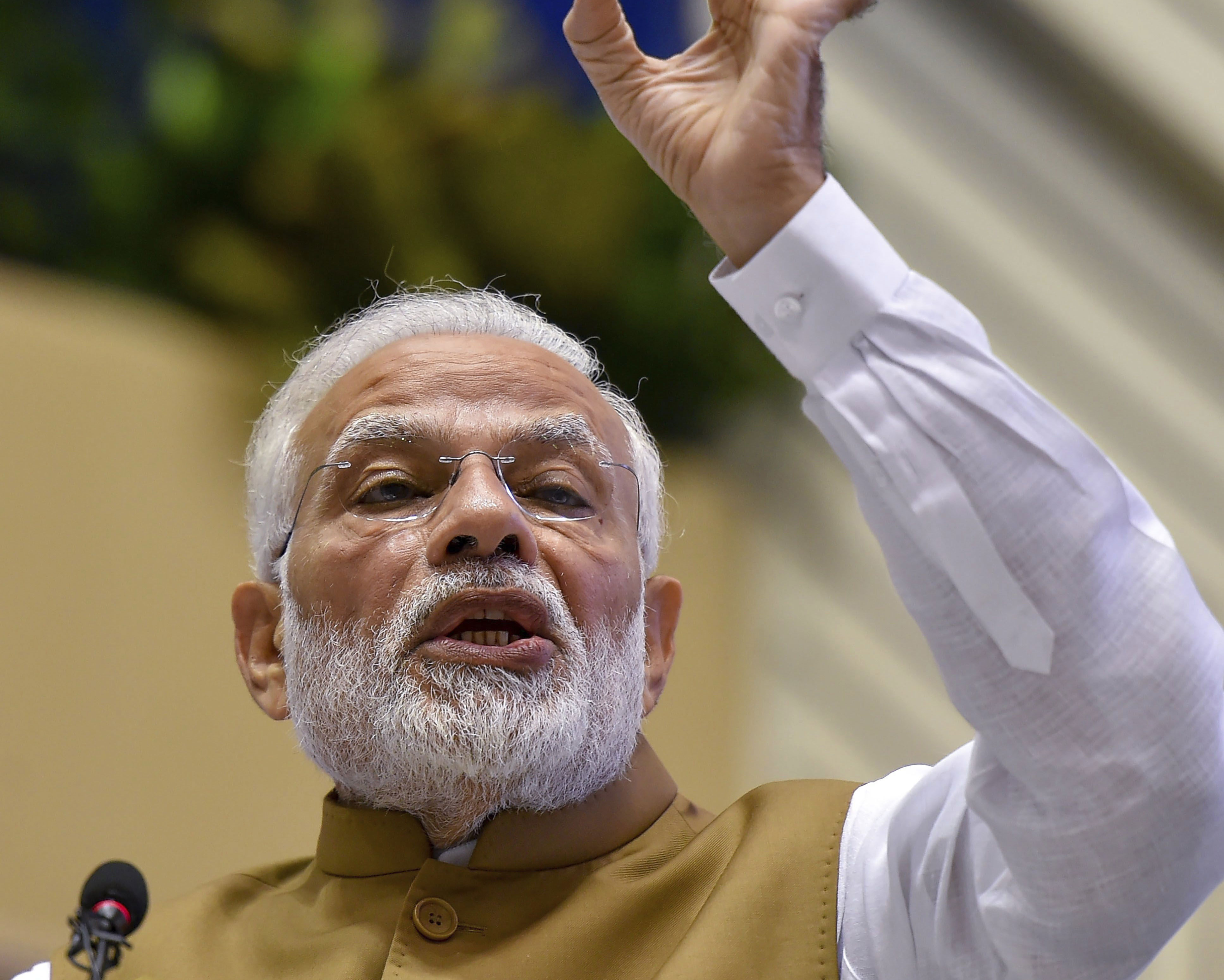 Some oppn leaders are lying machines, fire off lies like AK 47: Modi