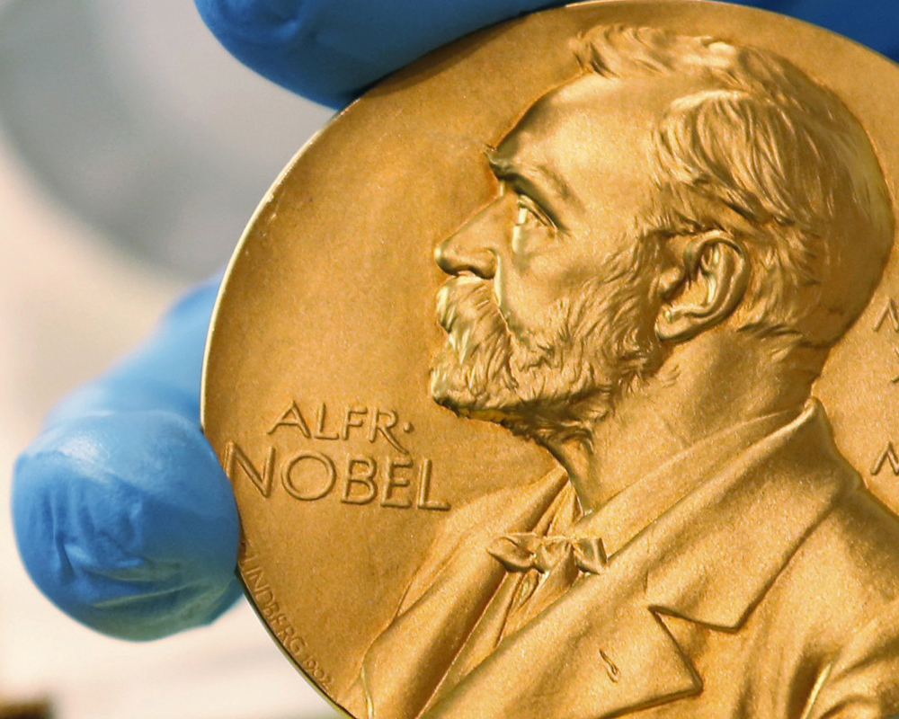 Trio win Nobel Physics Prize for laser research