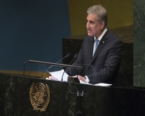 Qureshi rakes up Kashmir issue at UNGA, says it is impacting peace  efforts between India, Pak