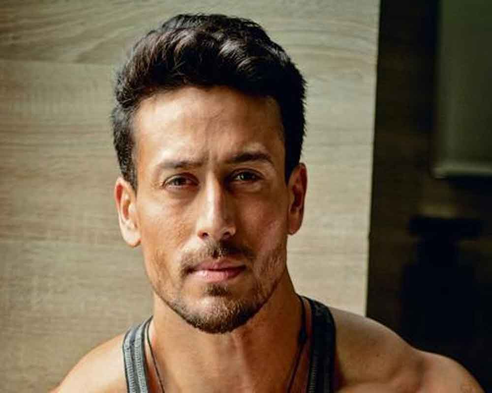 5 Pictures That Prove Tiger Shroff Is The Fittest Actor