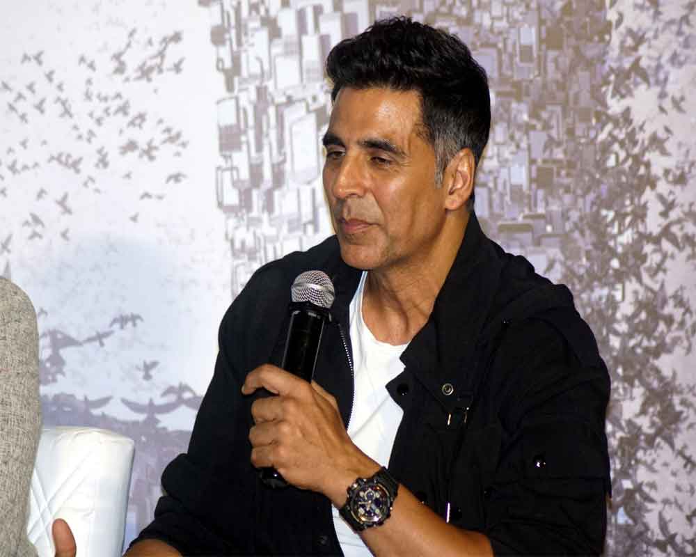 Akshay Kumar does chopper stunt for 'Sooryavanshi'