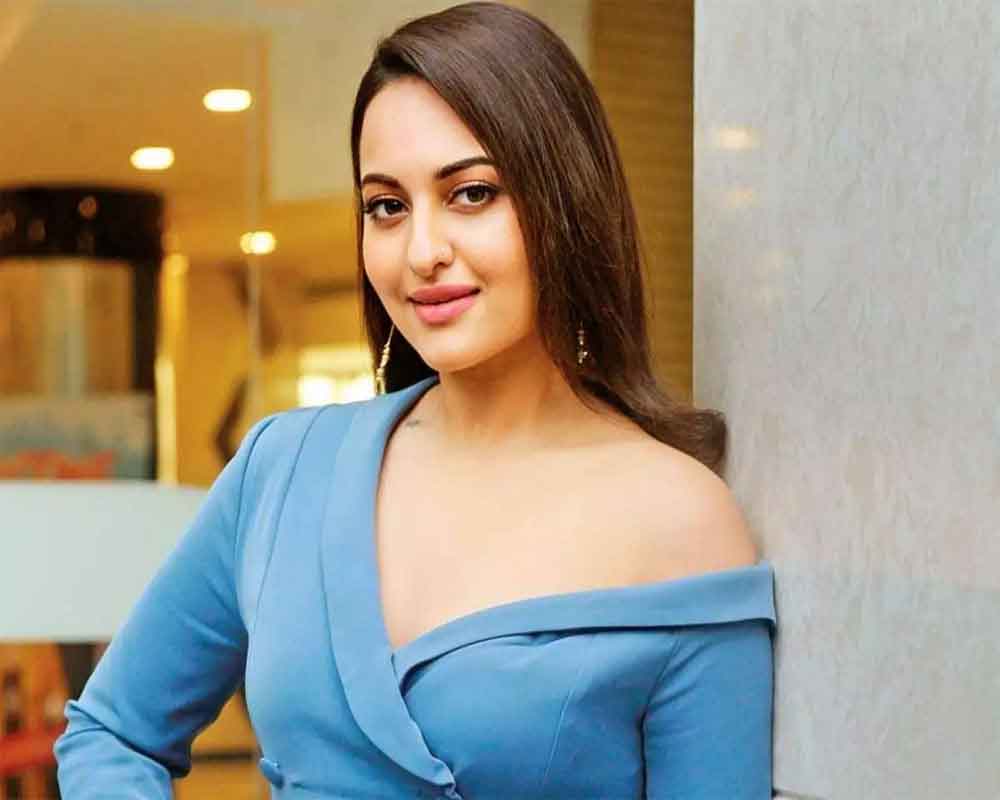 Always enjoy dancing to lively songs: Sonakshi Sinha