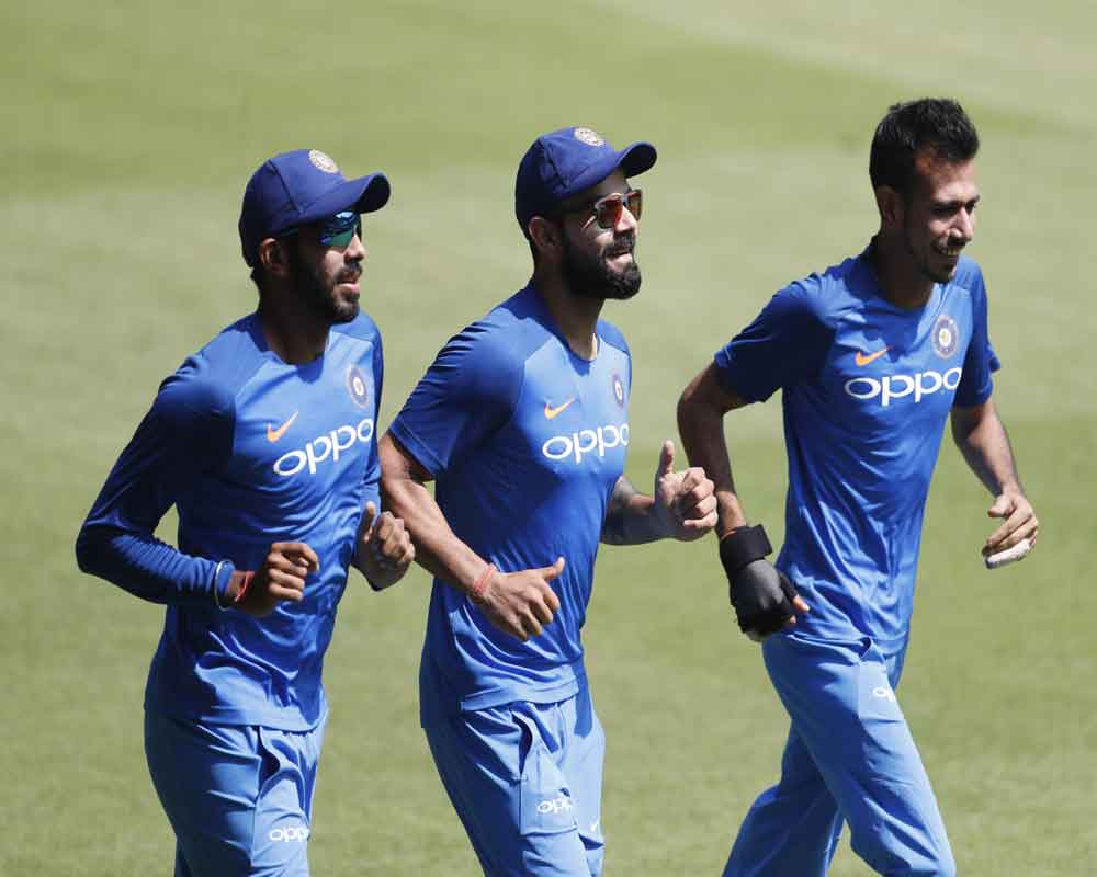 Australia win toss, opt to bat against India in 1st ODI