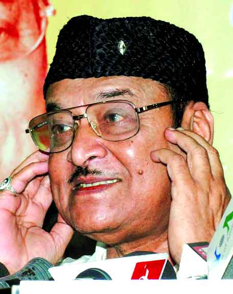 Bharat Ratna for ex-Prez Pranab, singer Bhupen Hazarika, Nanaji