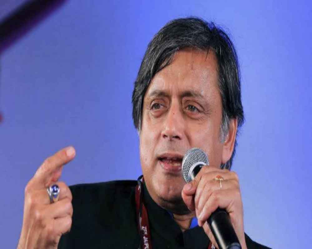 Cong in Kerala upset with Tharoor for praising Modi