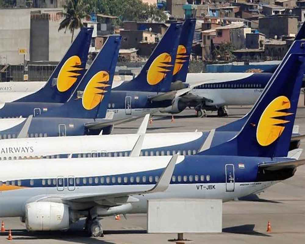 Dubey tells Jet staff no word from promoters,banks on salaries