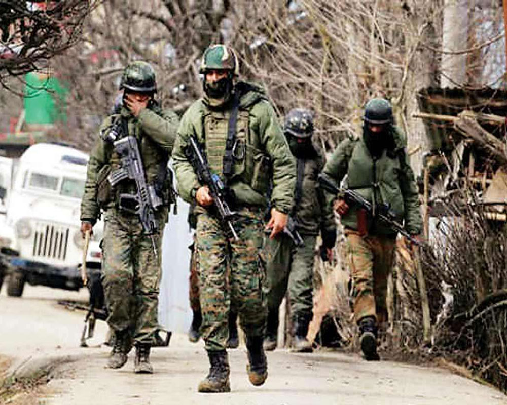 Heavy firing on LoC in Jammu and Kashmir