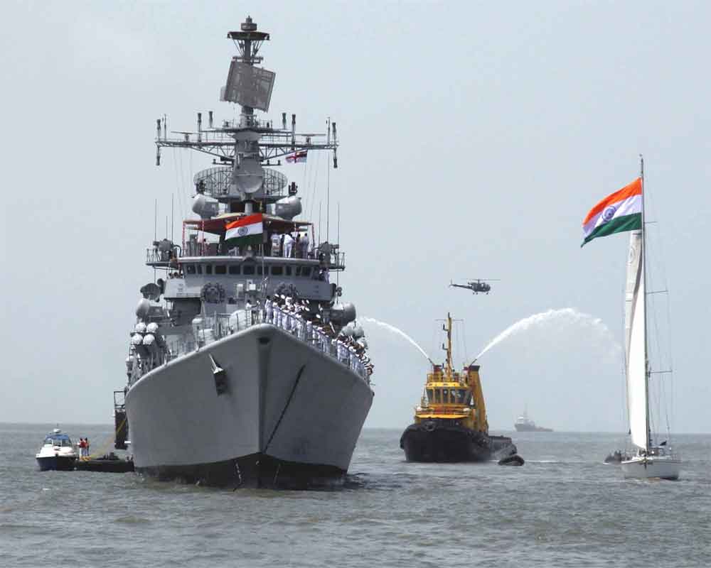 Indian battle ships take part in Chinese navy's biggest fleet review, Pakistan gives it a miss