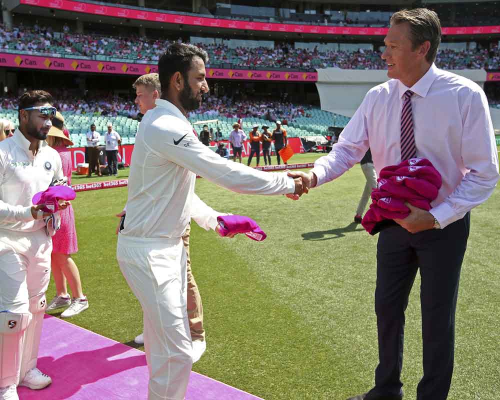 Indian cricketers present McGrath signed pink caps on Jane McGrath Day