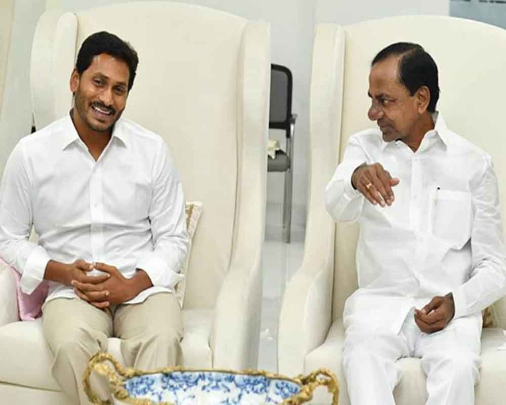 Jagan,KCR likely to meet in AP in July on Godavari water issue