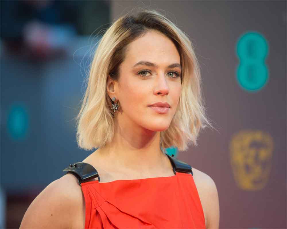 Jessica Brown Findlay joins 'Brave New World' series