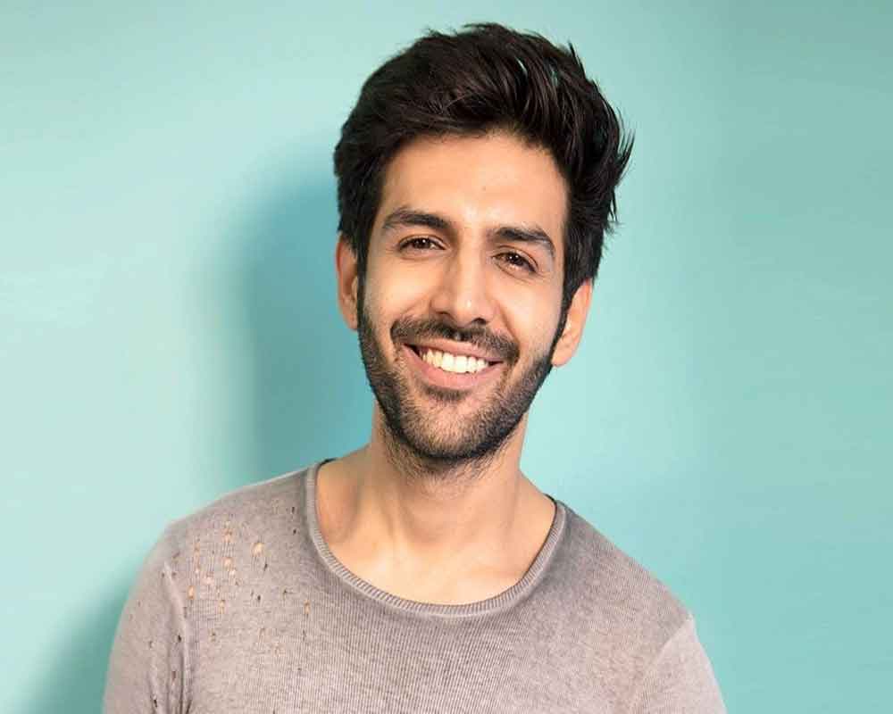 Kartik Aaryan urges people to free nation from violence against women