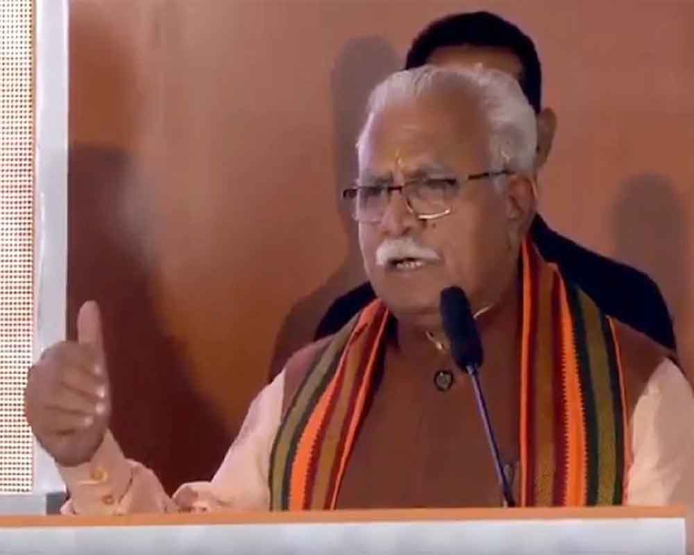 Khattar targets Sonia Gandhi over her return as Cong chief, says 'Khoda Pahad Nikli Chuhiya'