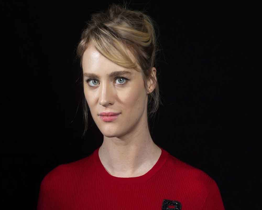 Mackenzie Davis joins political comedy 'Irresistible'