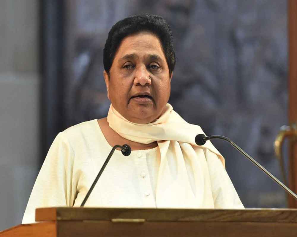 Mayawati takes swipe at Rahul Gandhi's minimum income promise