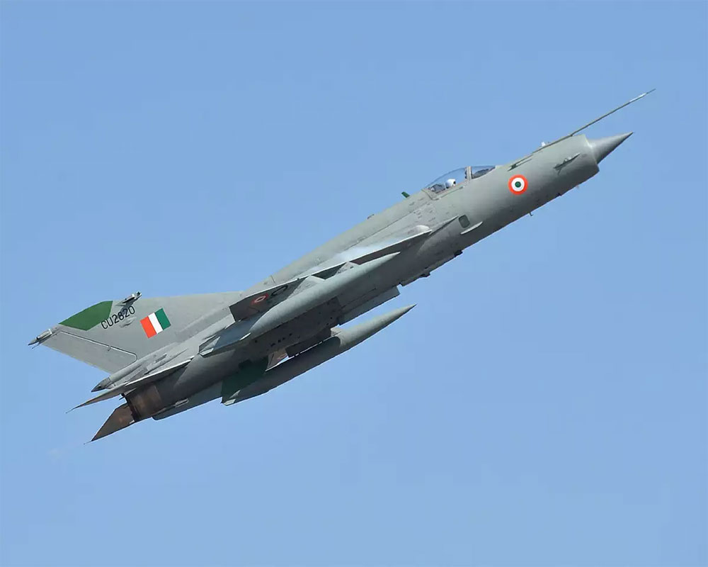 MiG-21 crashes in Rajasthan's Bikaner, pilot ejects safely