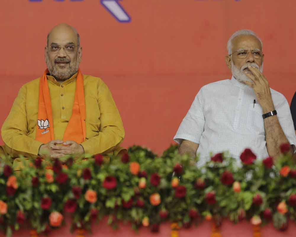 PM, Shah meet to give final shape to ministry, selected ministers  to meet Modi at his home