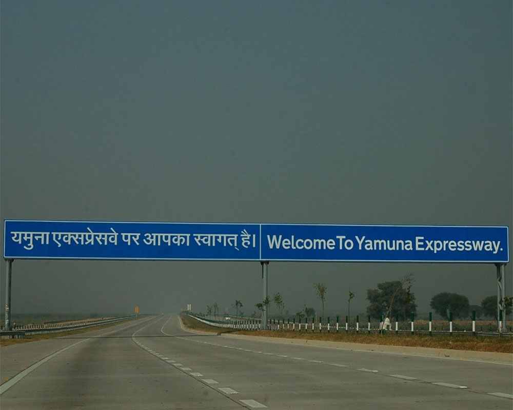 Nearly 4,900 accidents reported on Yamuna Expressway in over 5 years; 700 died