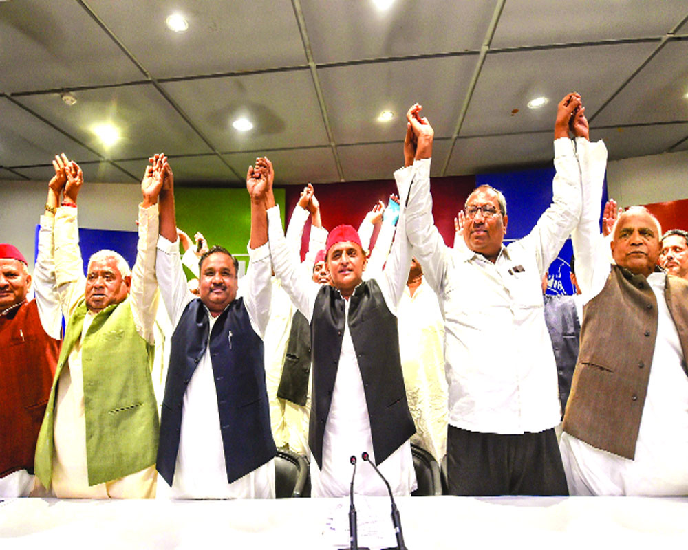 Nishad Party, 2OBC outfits join SP-BSP alliance