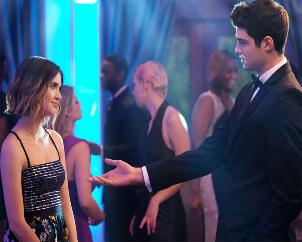 Noah Centineo, Camila Mendes, Laura Marano to star in Netflix's 'The  Perfect Date'