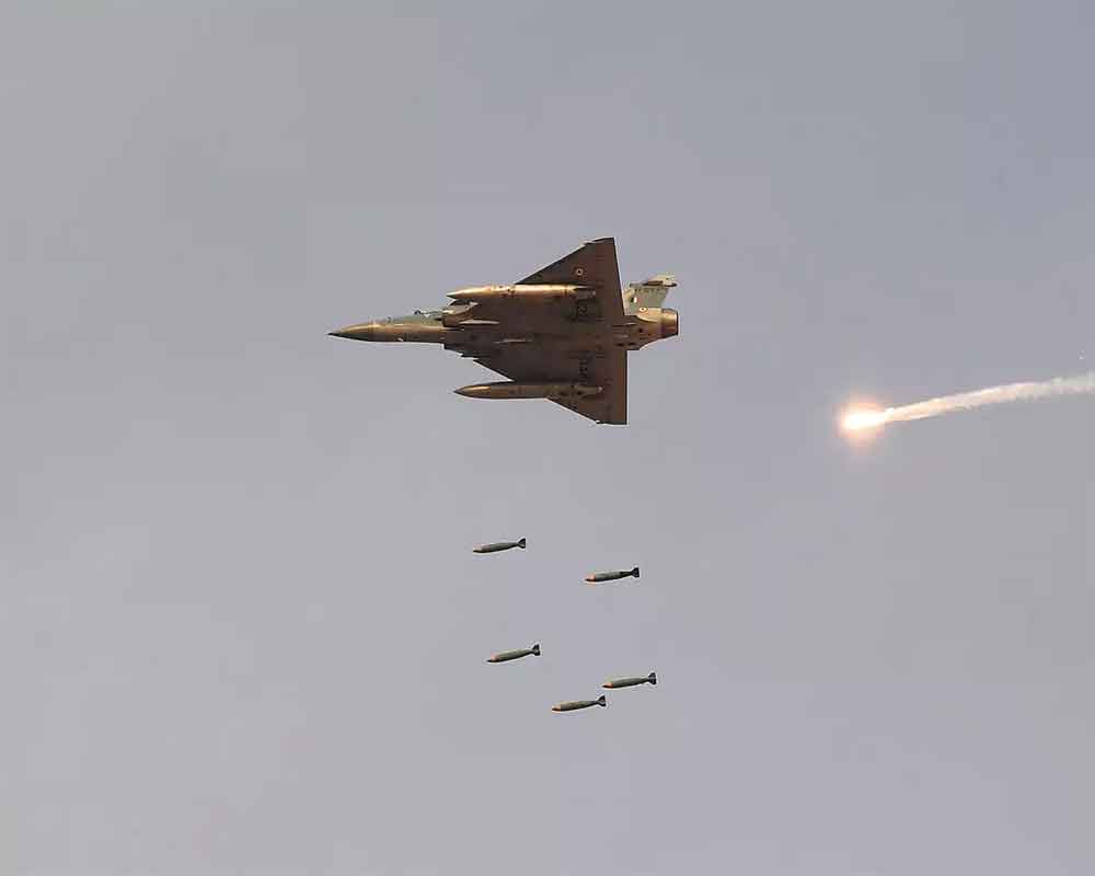 Pak rejects India's claim of shooting down its F-16 jet; says one  cannot hide if a plane is downed