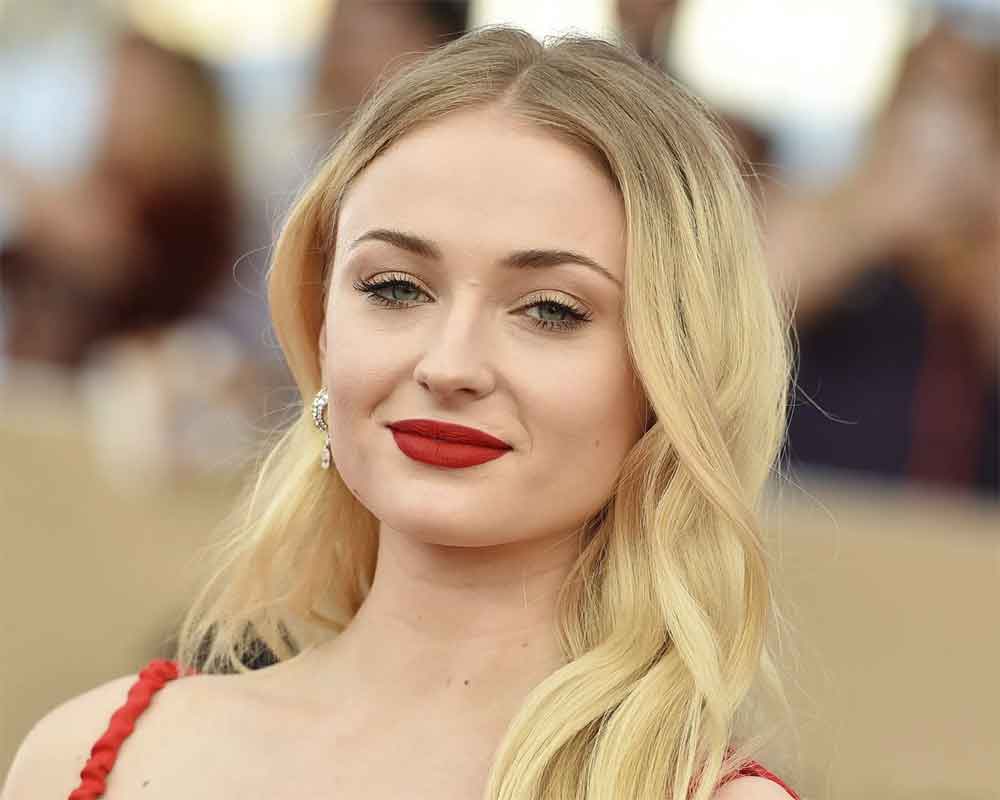 Playing Sansa toughened me up: Sophie Turner