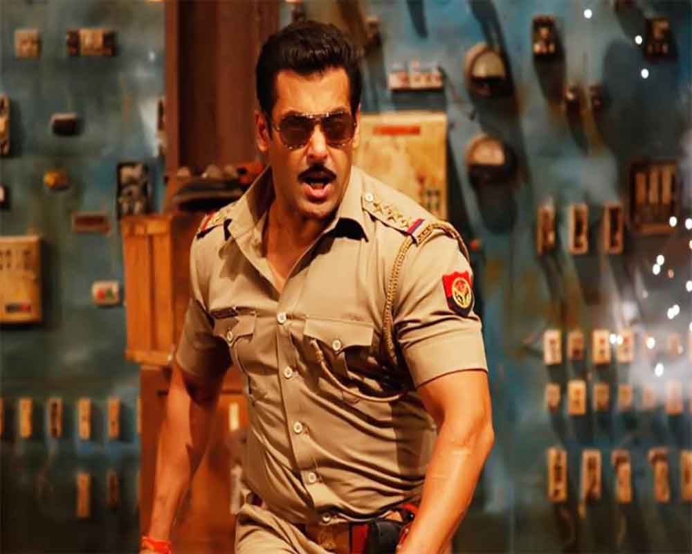 Salman calls 'Munna Badnaam' most 'bada**' song